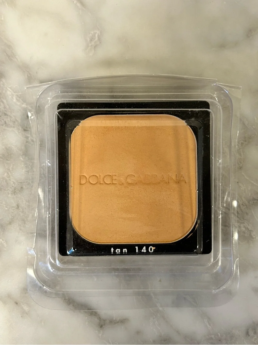 Dolce & Gabbana Perfect Matte Powder Foundation • Shade: Tan 140